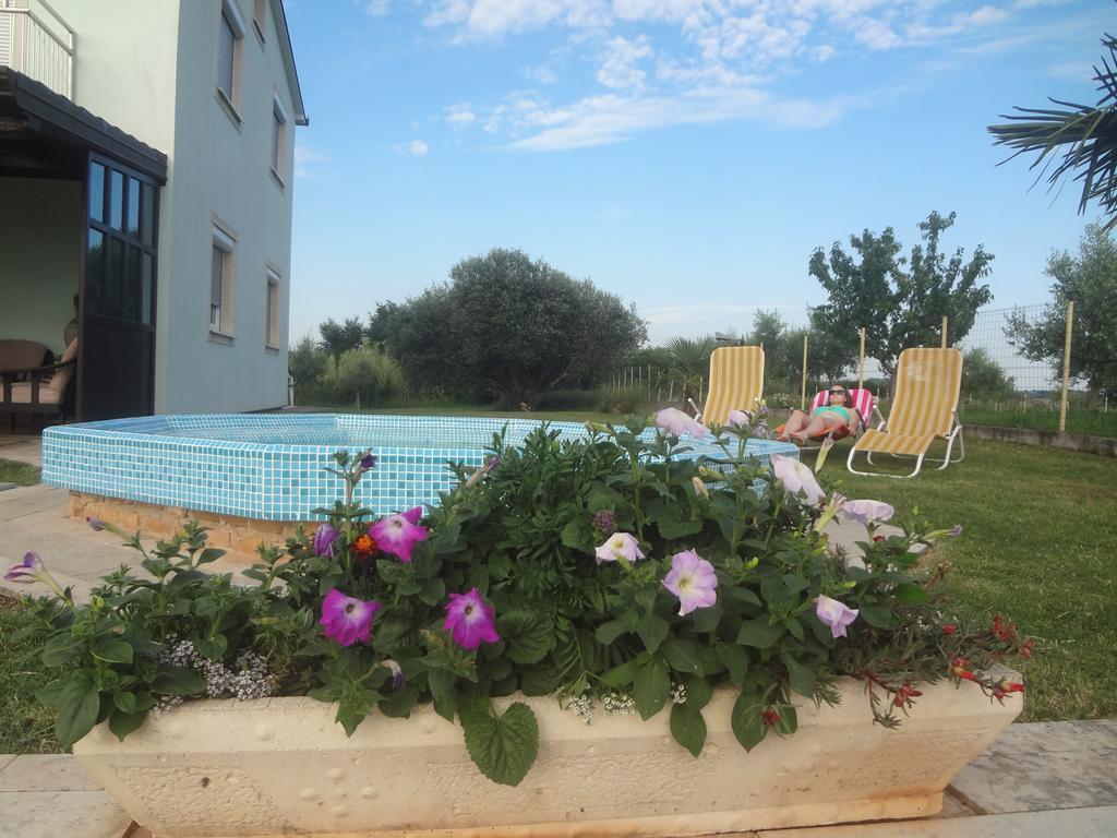 Apartments Zdravac Умаг Экстерьер фото